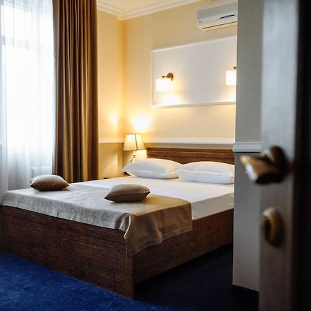 Astoria Hotel Kisinyov Kültér fotó