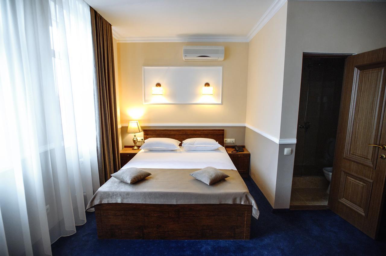Astoria Hotel Kisinyov Kültér fotó