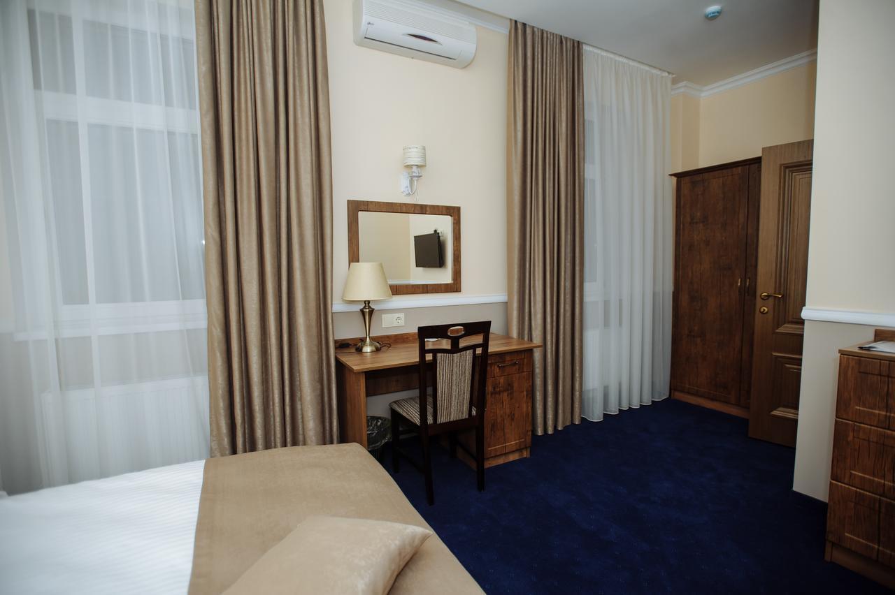 Astoria Hotel Kisinyov Kültér fotó